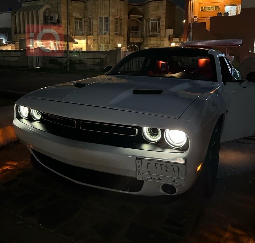 Dodge Challenger